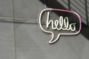 Menyapa untuk memulai networking