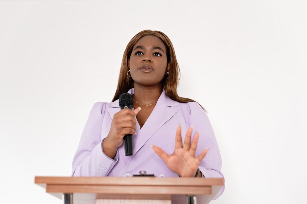 15 Manfaat Public Speaking secara personal