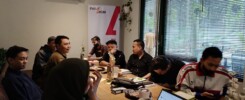 Focus Group Discussion adalah bagian dari training Service Excellence Urban Wagyu